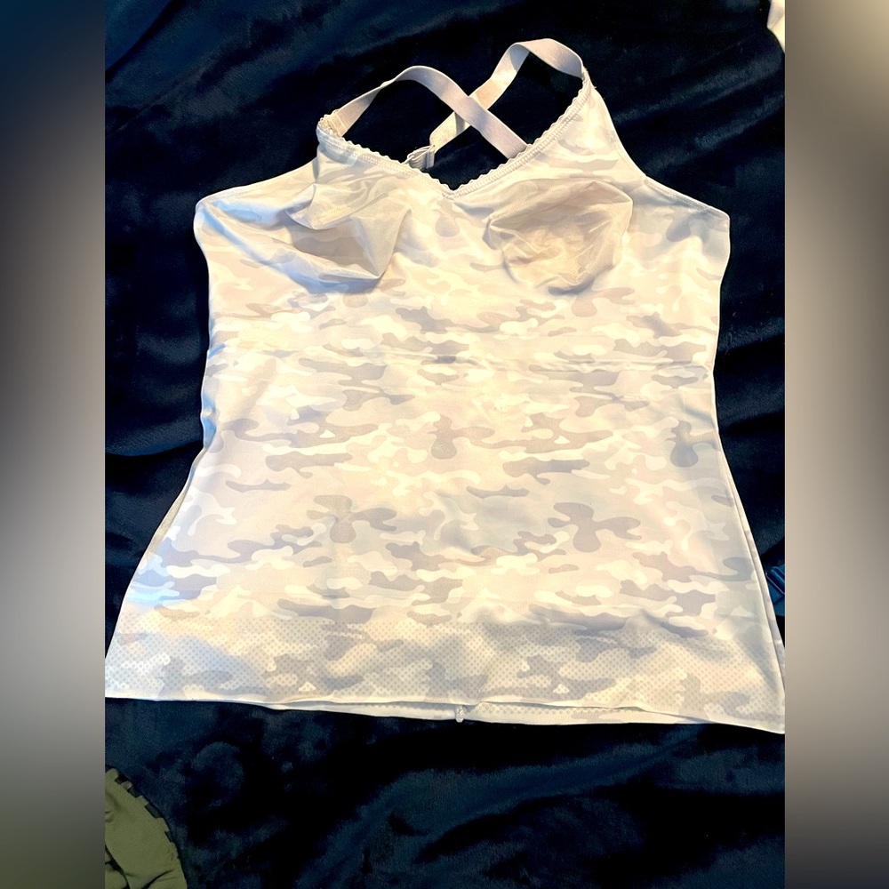 Ruby Ribbon Heritaga Cami Size 40